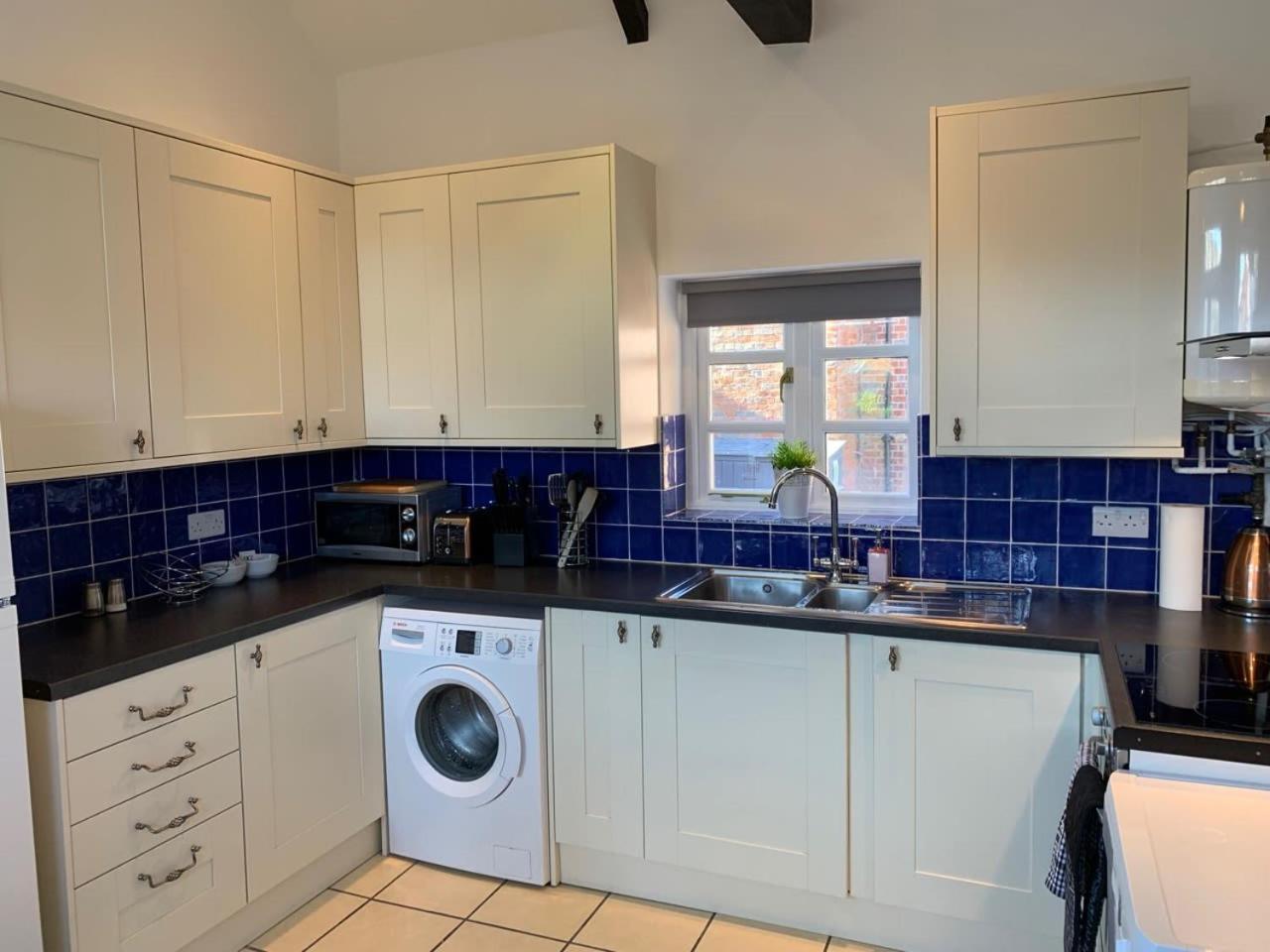Ashbrook Lewis - Two Bedroom, Two Bathroom Cottage Nr Harwell Oxford Didcot Exterior foto